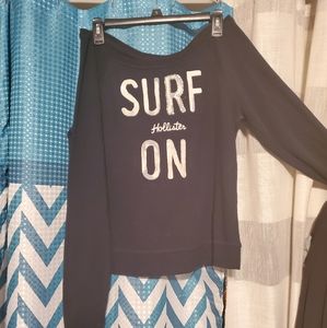 Hollister long sleeved dark blue